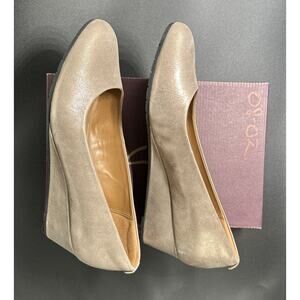Clarks Brielle June Wedge Shoes 11 Gold Metallic Holiday Academia Preppy 08-03